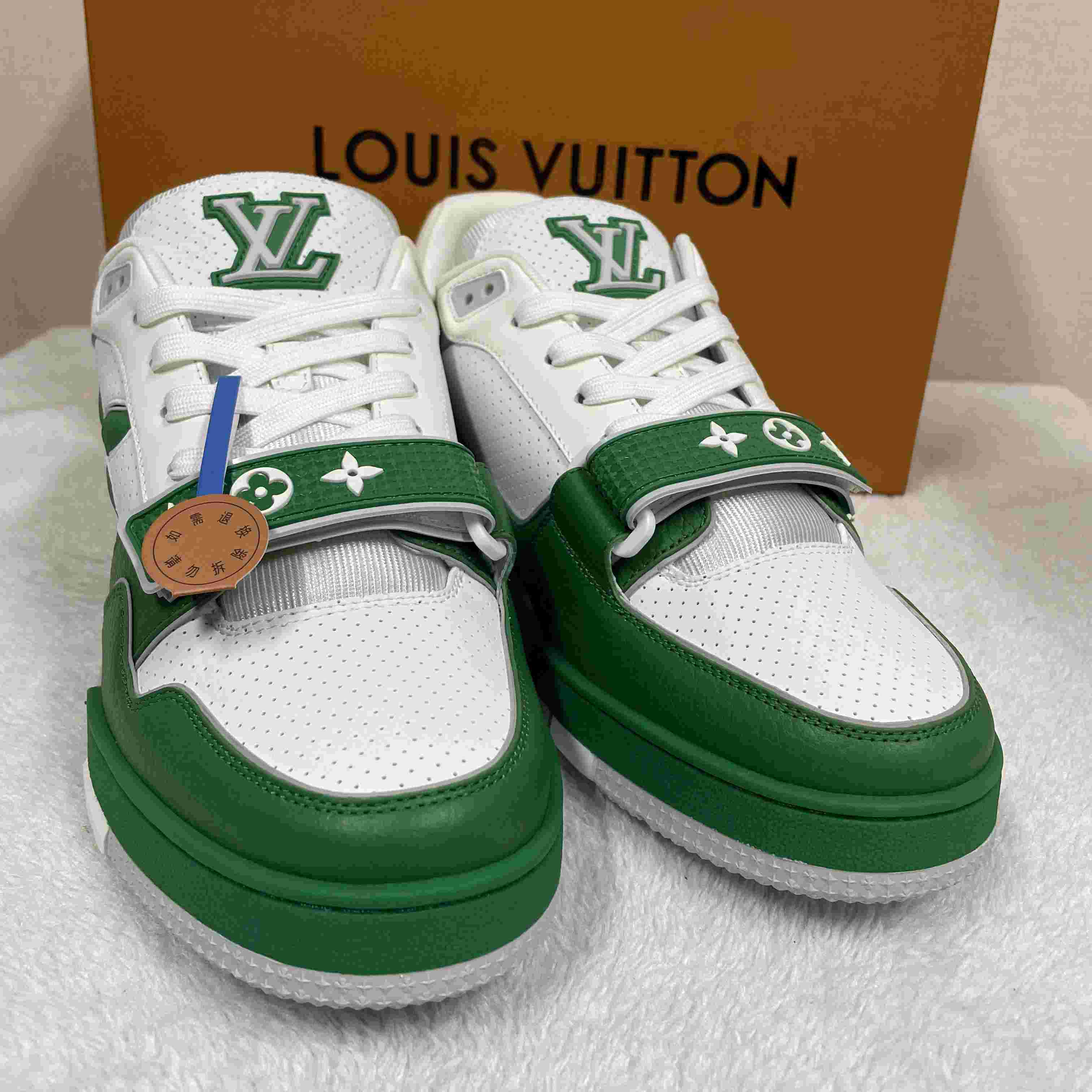 LV Trainer Sneaker 1AHTCZ  - DopestKickz