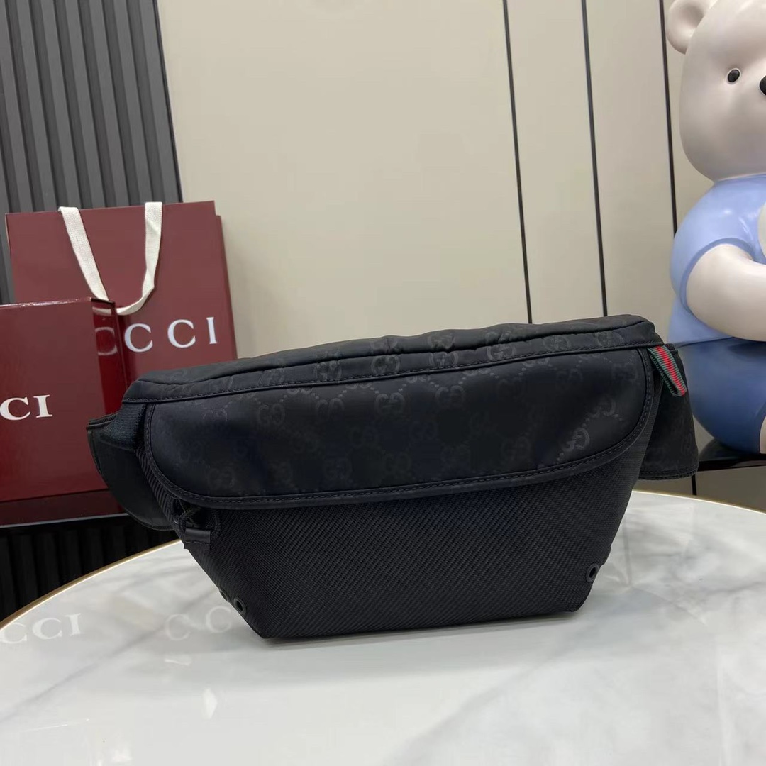 Gucci Nexus Large Belt Bag - DopestKickz