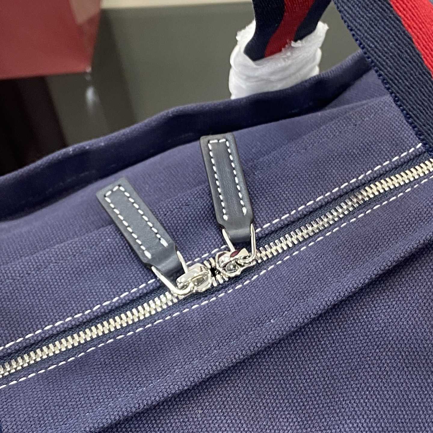 Gucci Printed Canvas Large Tote Bag - DopestKickz