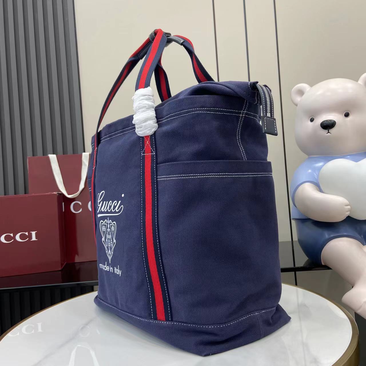 Gucci Printed Canvas Large Tote Bag - DopestKickz