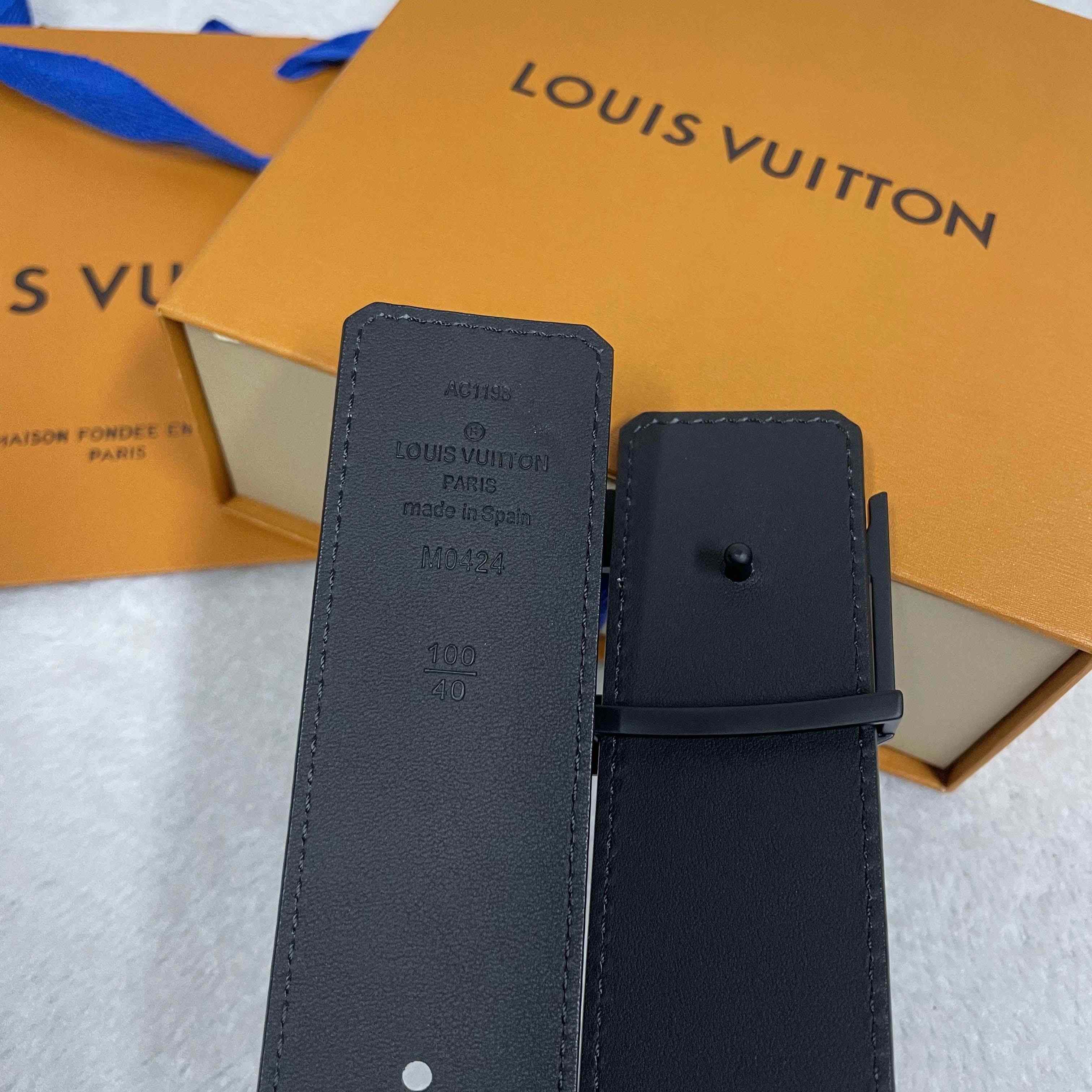Louis Vuitton Reversible Belt - DopestKickz