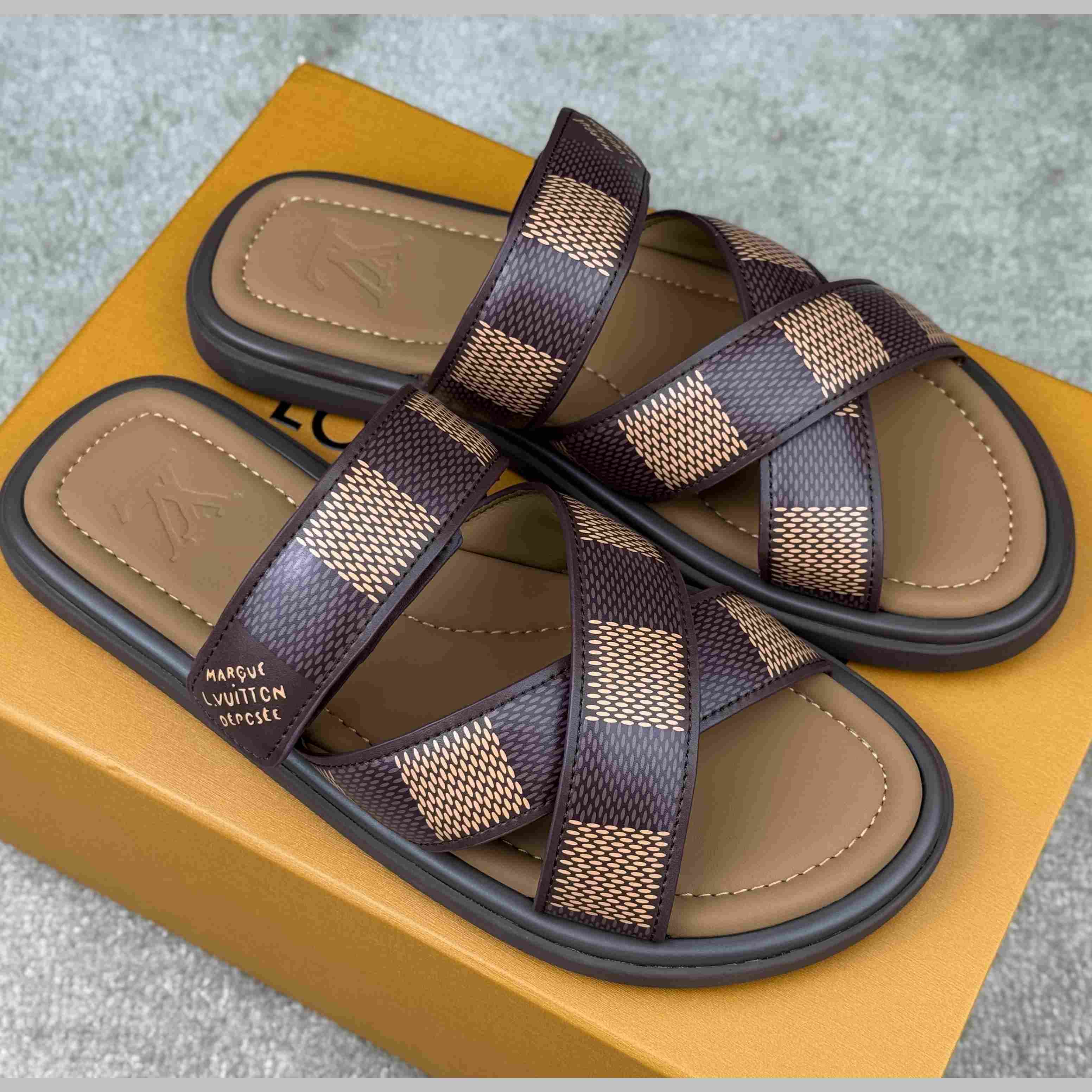 Louis Vuitton LV Venice Mule    1ACRJB - DopestKickz