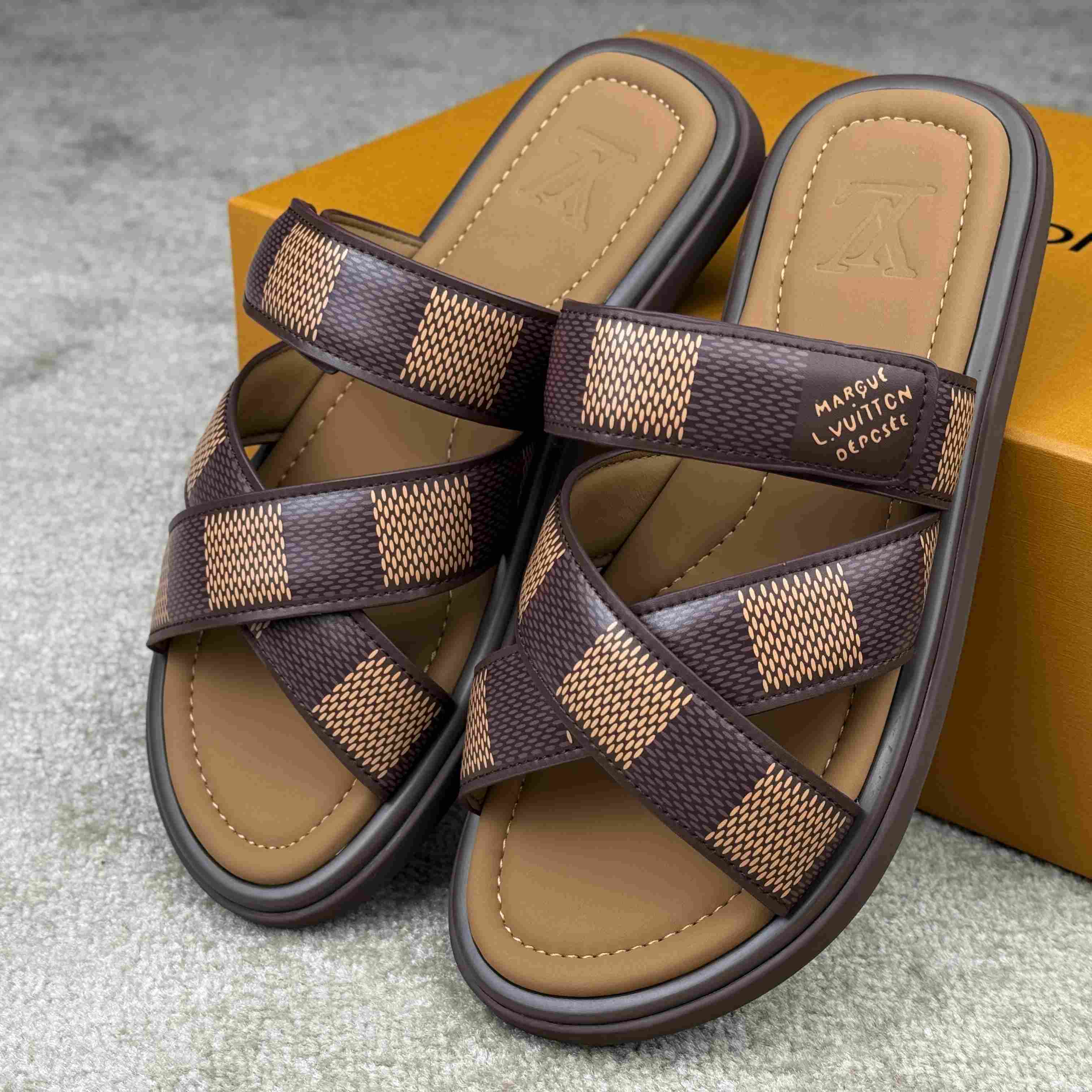 Louis Vuitton LV Venice Mule    1ACRJB - DopestKickz