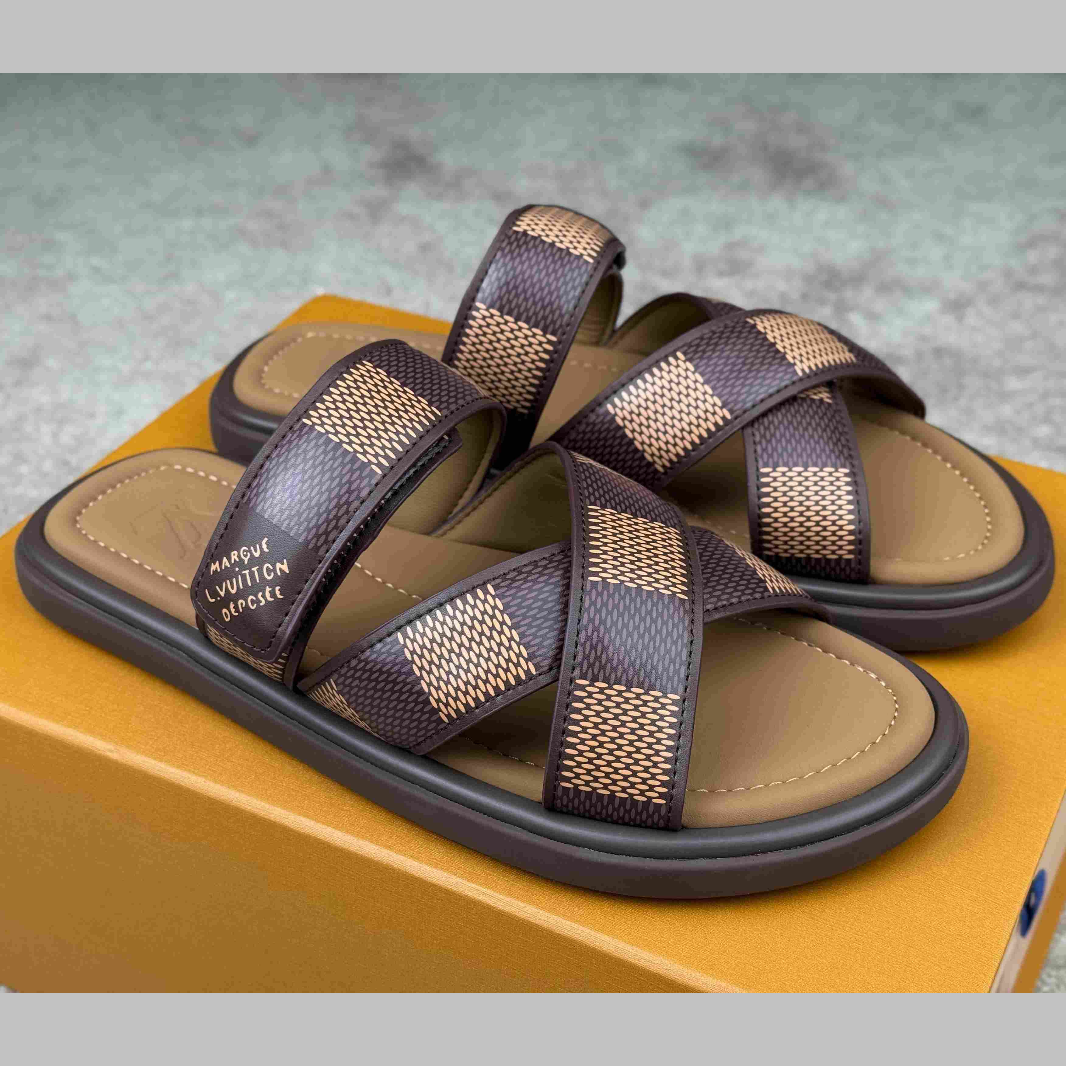 Louis Vuitton LV Venice Mule    1ACRJB - DopestKickz