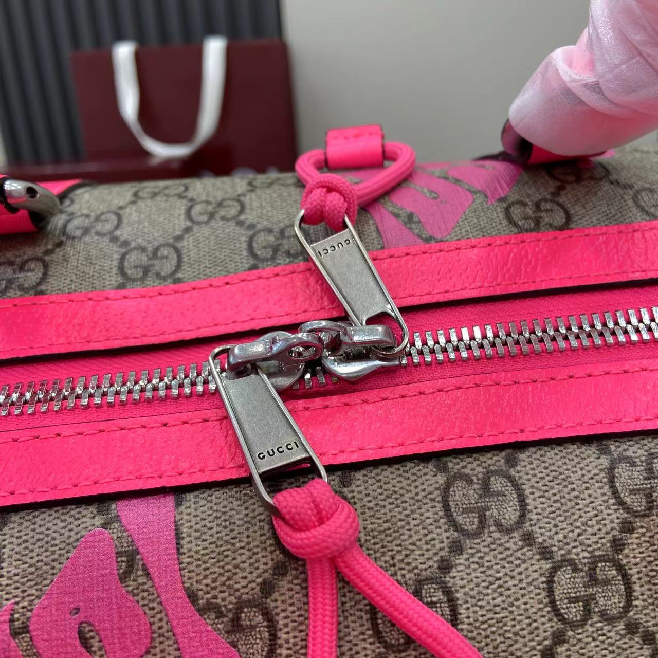 Gucci Medium Duffle Bag With Print - DopestKickz