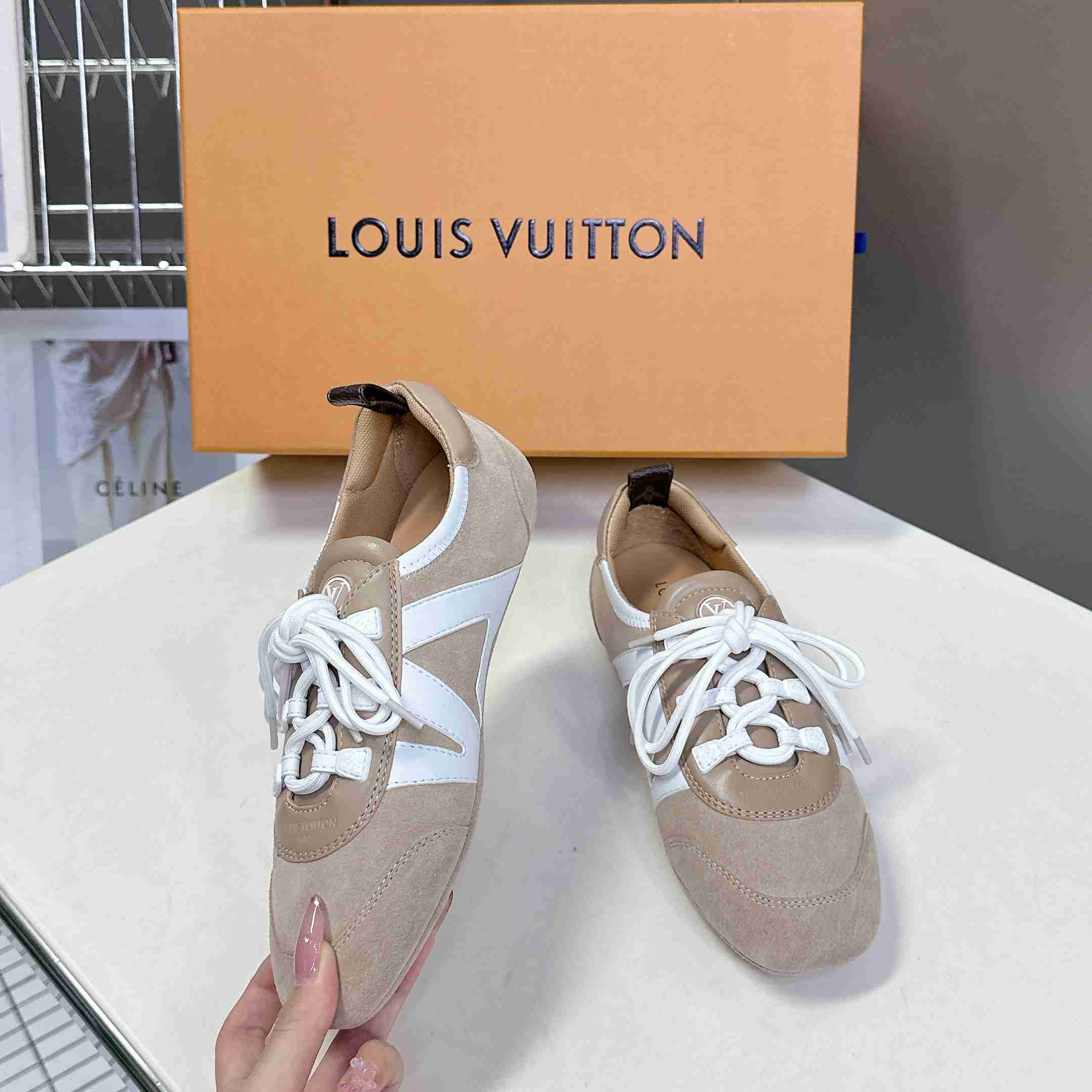 Louis Vuitton LV Sneakerina   1AHNFA - DopestKickz