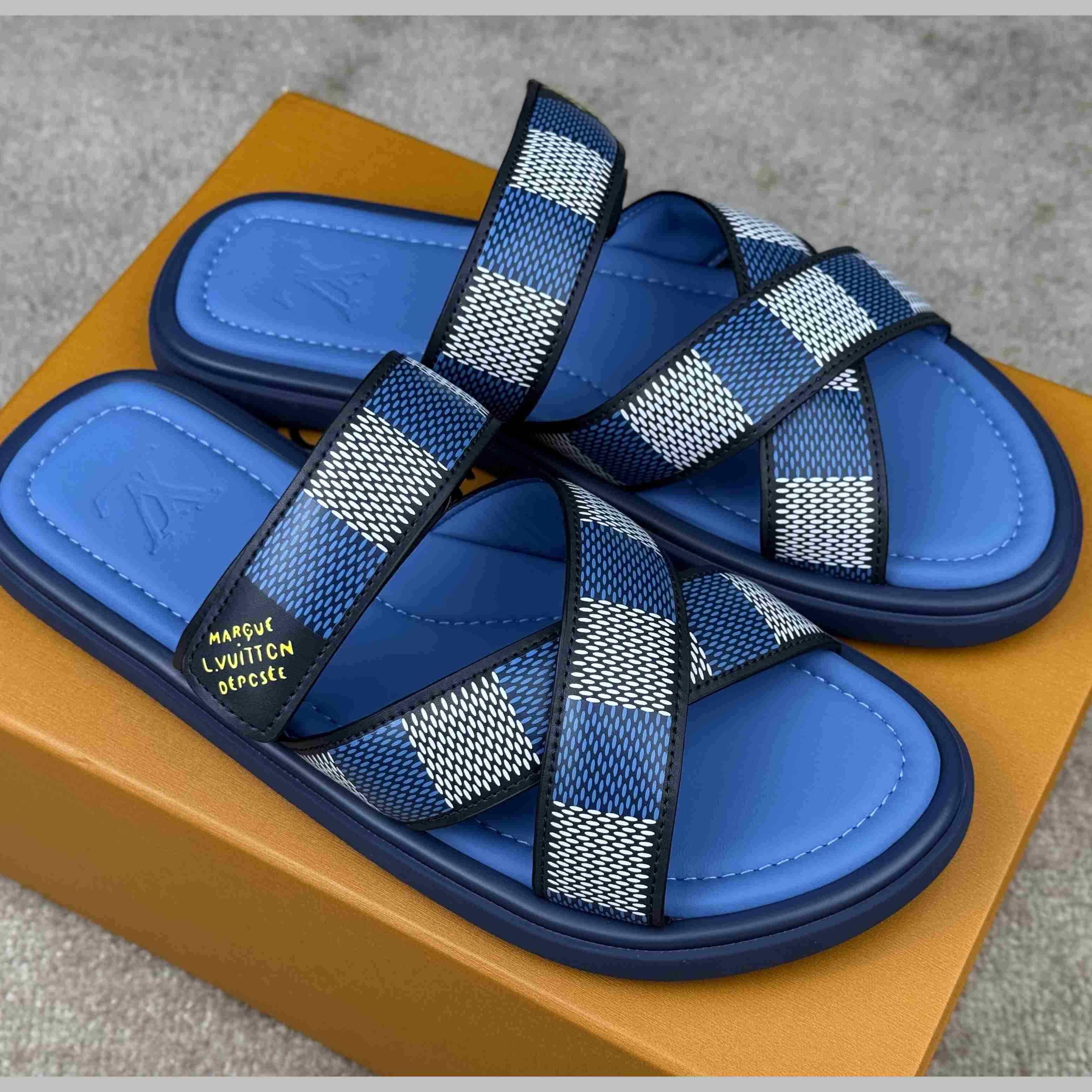 Louis Vuitton LV Venice Mule    1ACRIB - DopestKickz