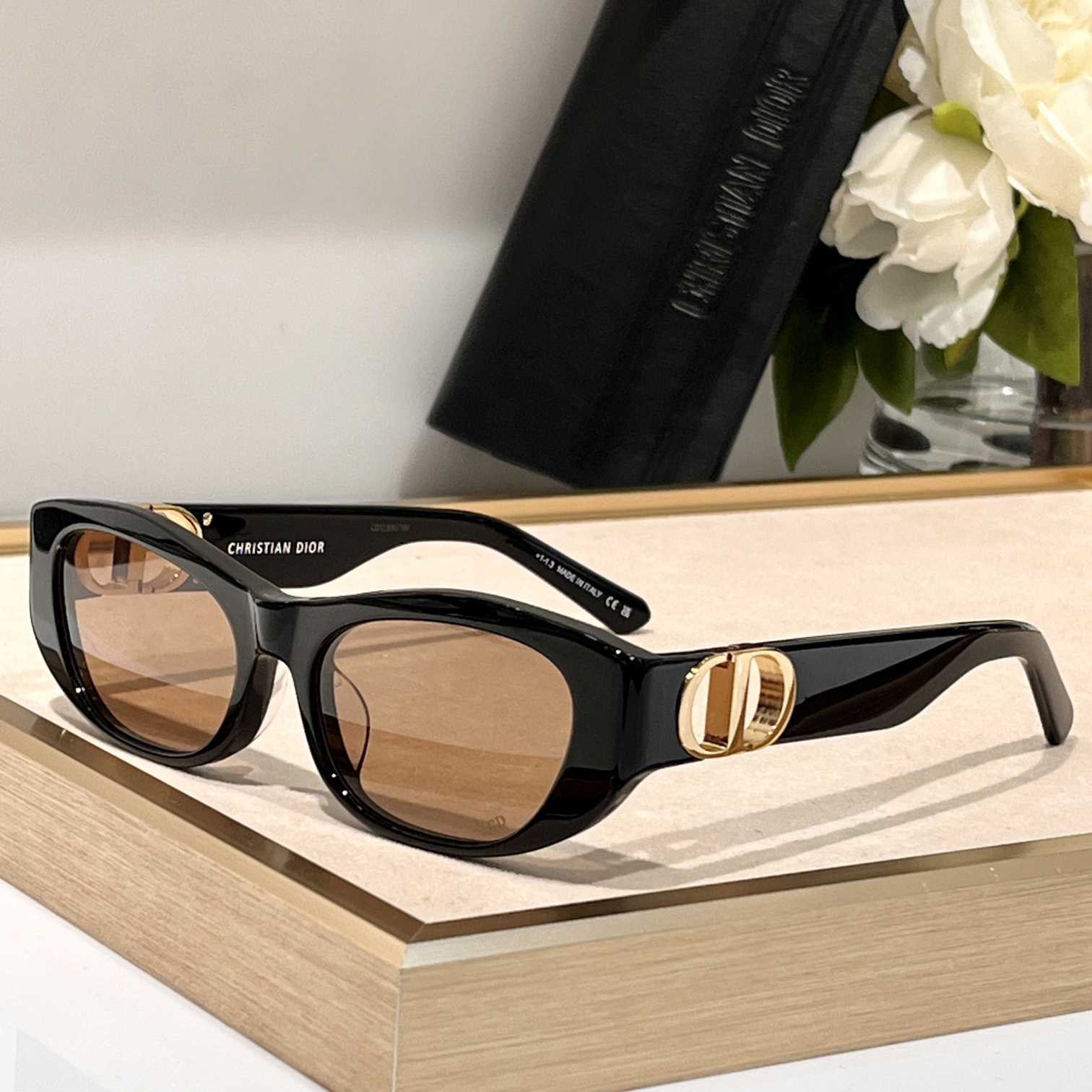 Dior 30Montaigne S9U Sunglasses  - DopestKickz