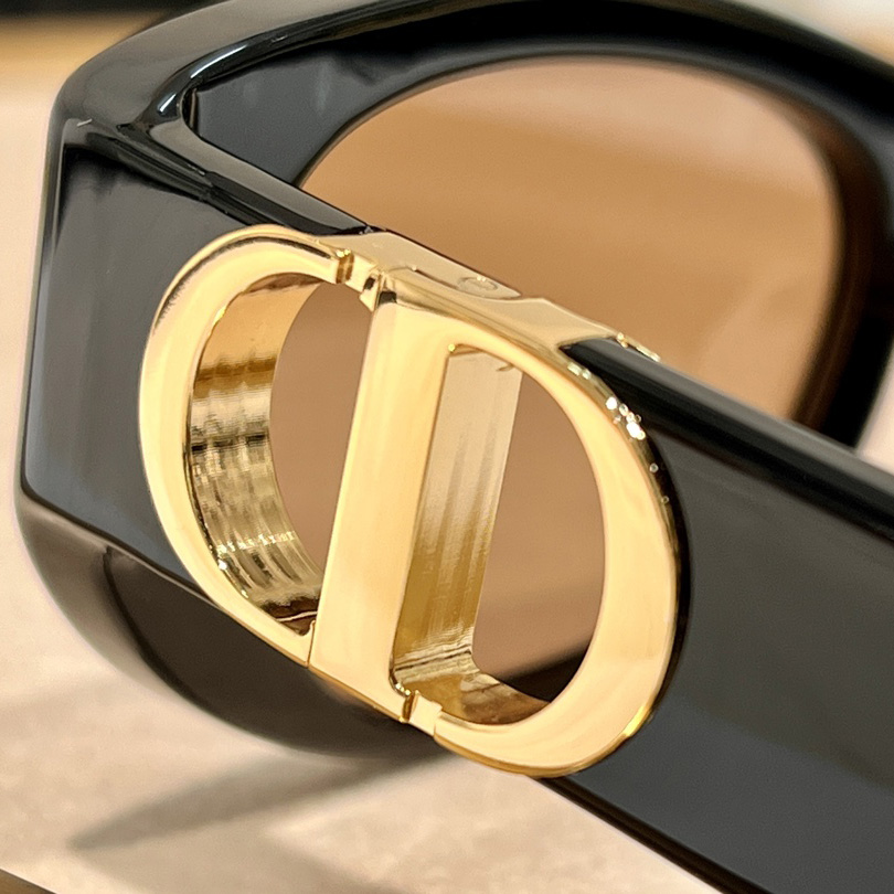 Dior 30Montaigne S9U Sunglasses  - DopestKickz