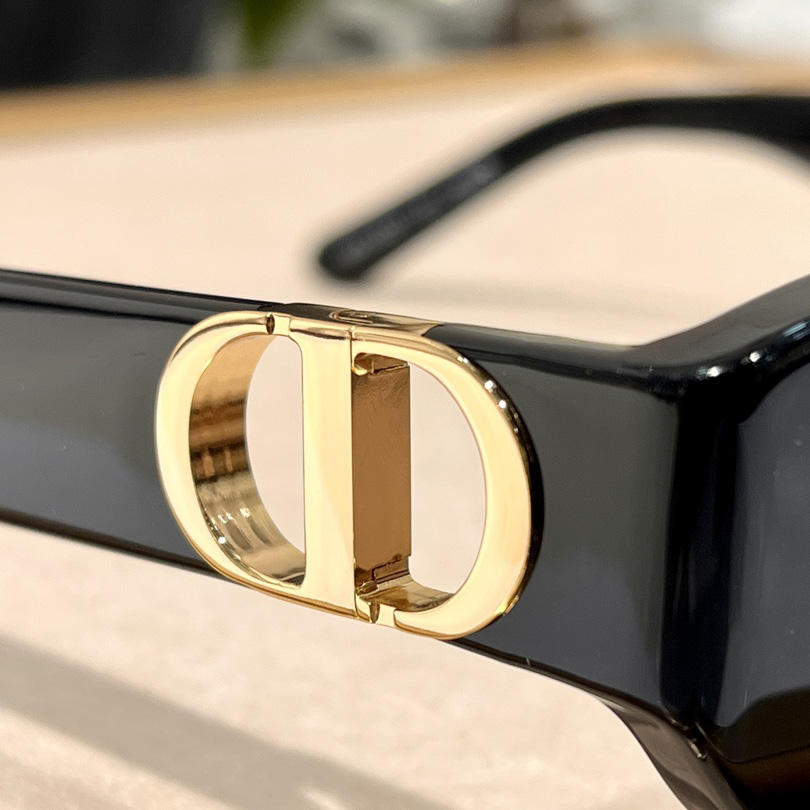 Dior 30Montaigne S9U Sunglasses  - DopestKickz