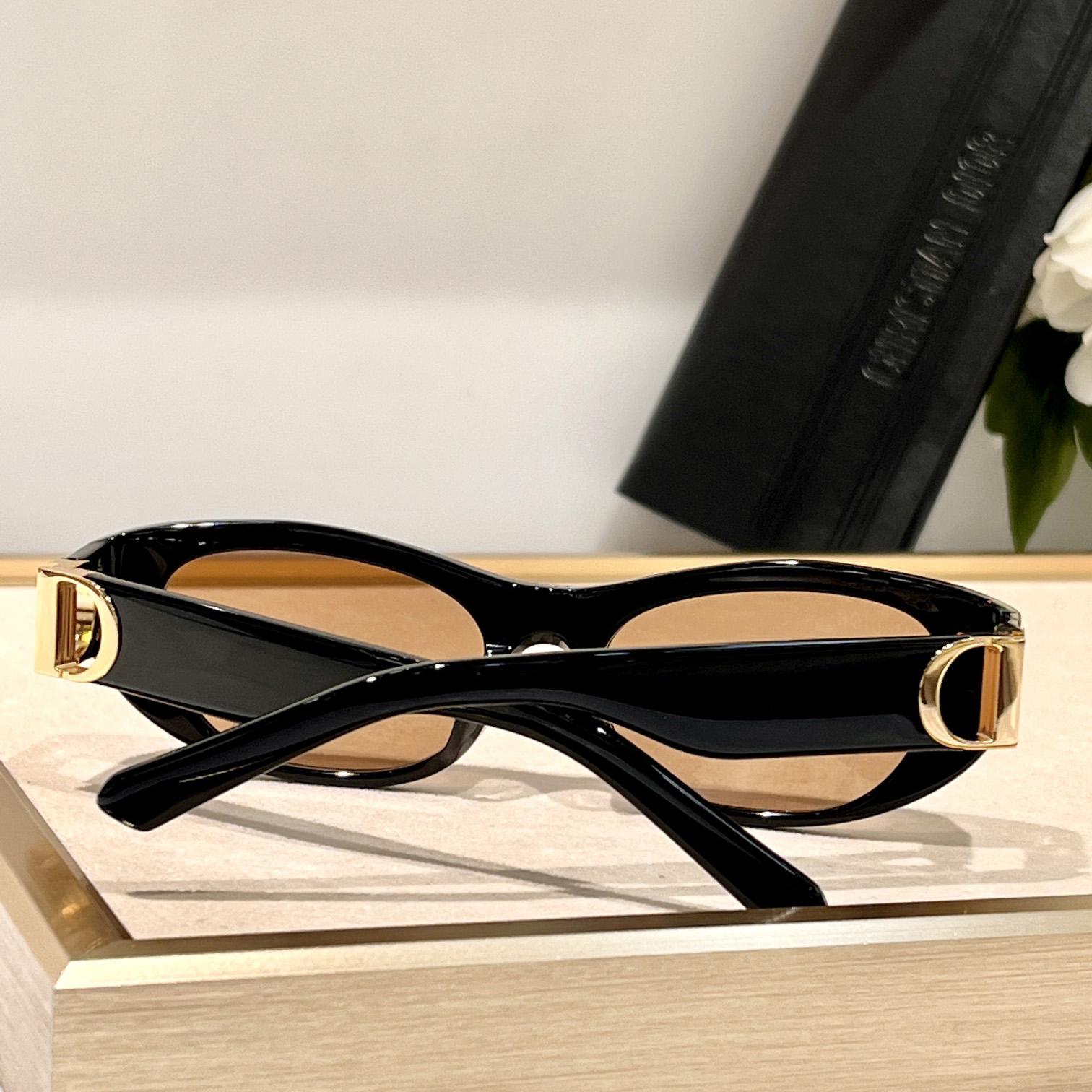 Dior 30Montaigne S9U Sunglasses  - DopestKickz