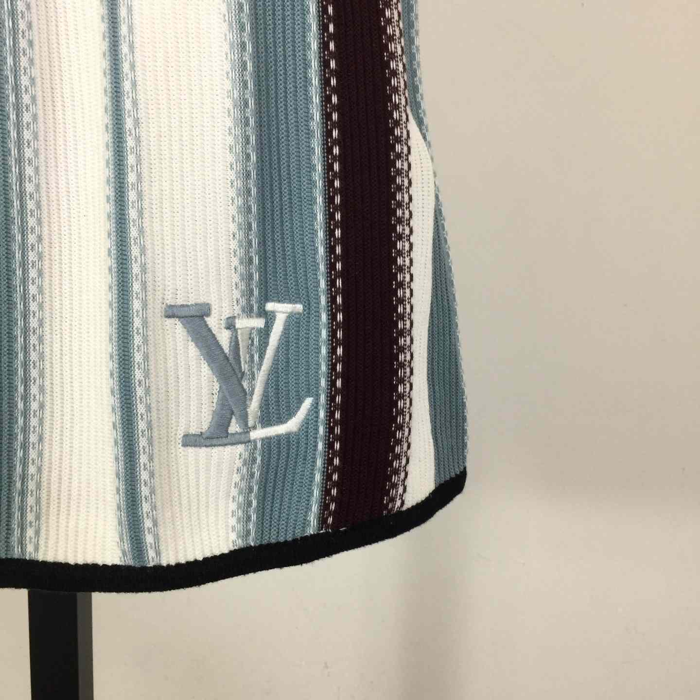 Louis Vuitton Striped Crochet Shorts   1AHVP1 - DopestKickz