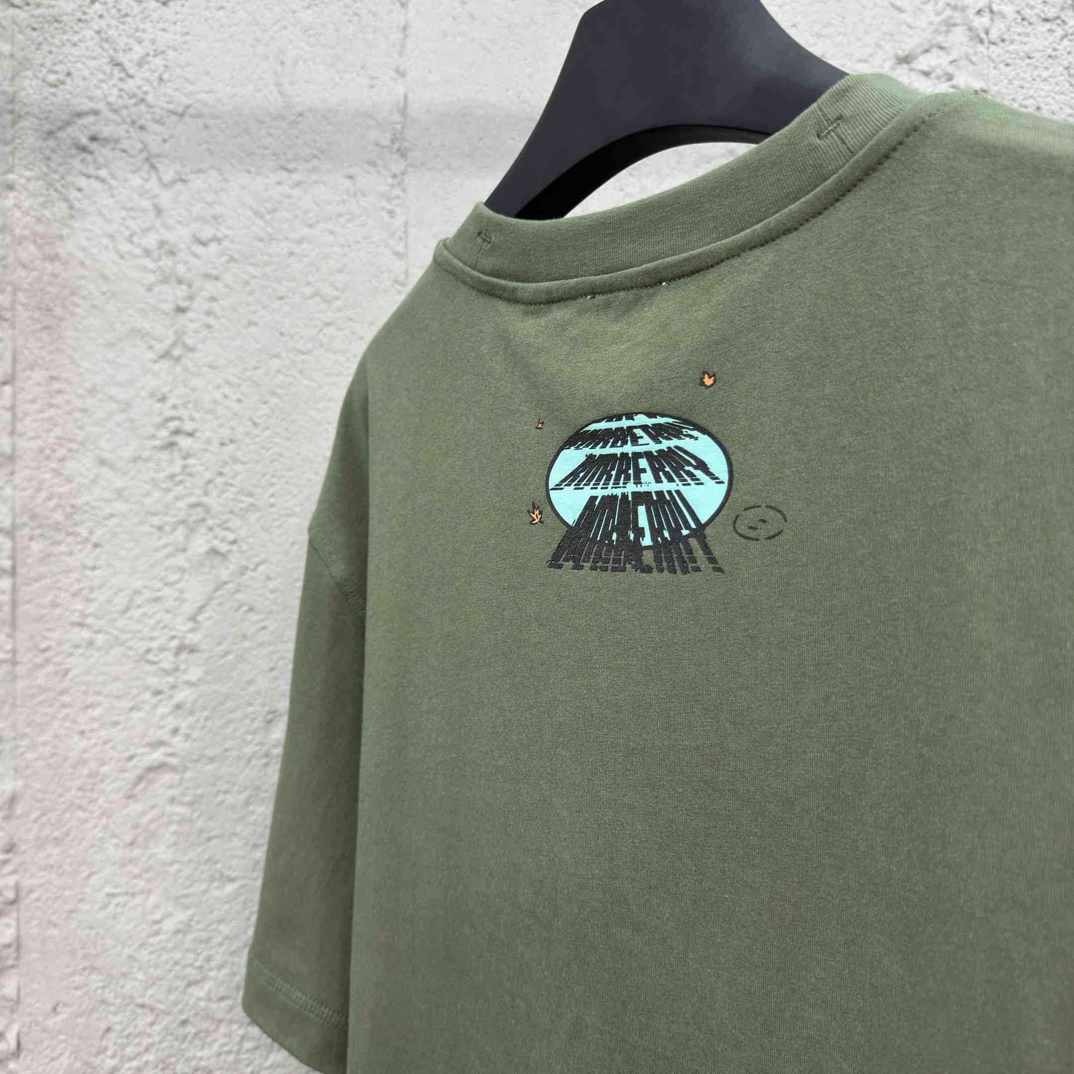 Burberry Car Cotton T-shirt - DopestKickz