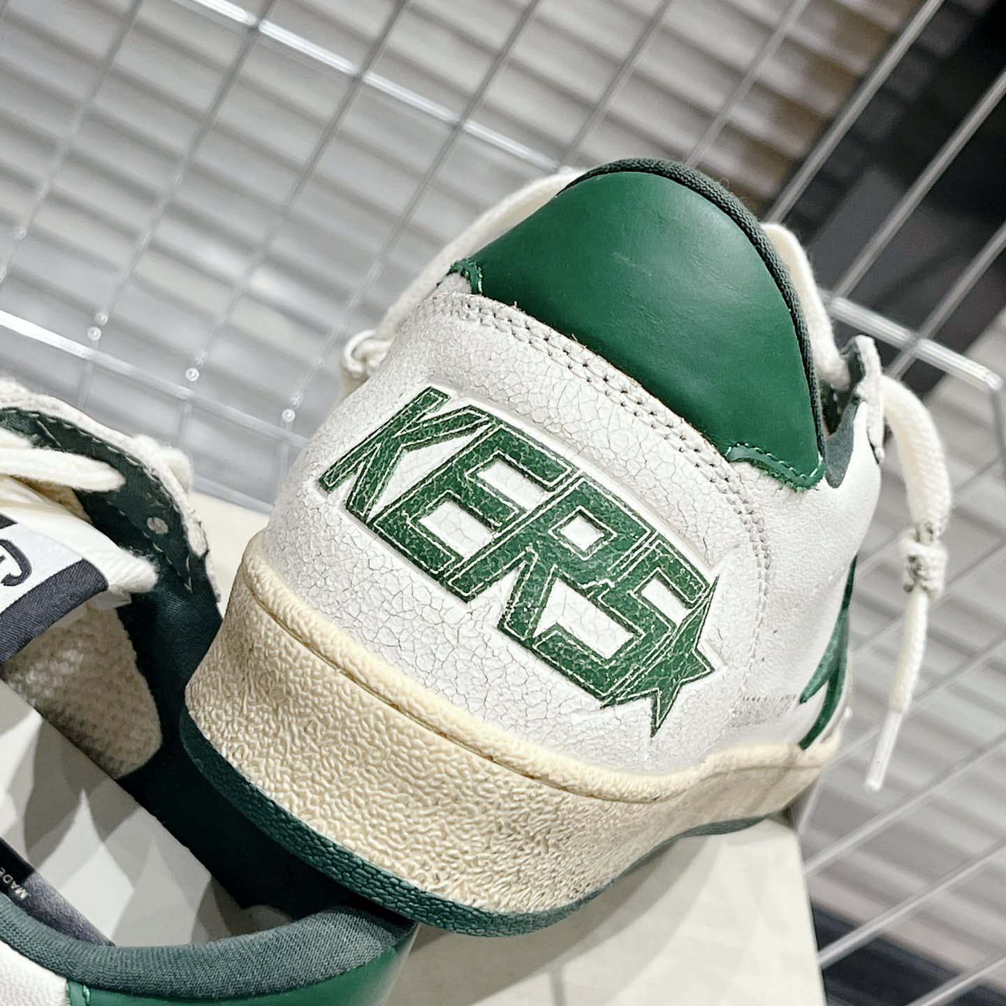 Golden Goose Ball Star Wishes In White Nappa Leather With Green Leather star And Heel Tab - DopestKickz