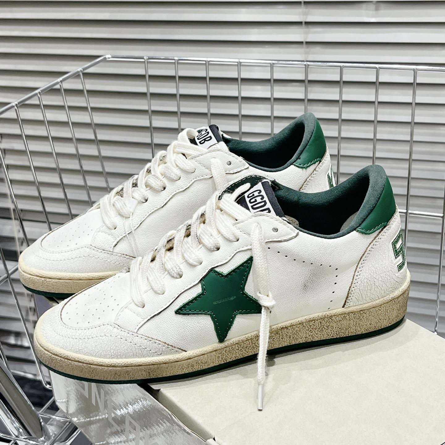 Golden Goose Ball Star Wishes In White Nappa Leather With Green Leather star And Heel Tab - DopestKickz