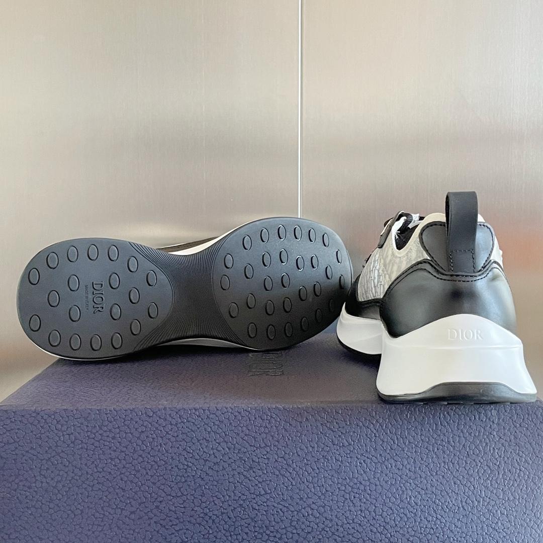 Dior B25 Runner Sneaker   - DopestKickz