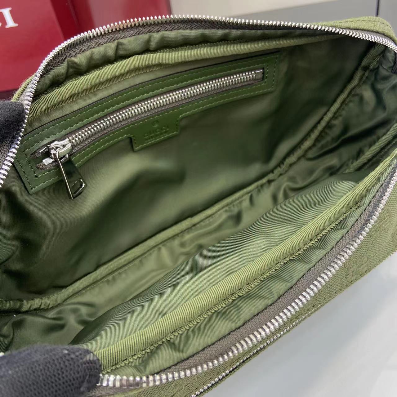 Gucci GG Canvas Large Slingbag - DopestKickz