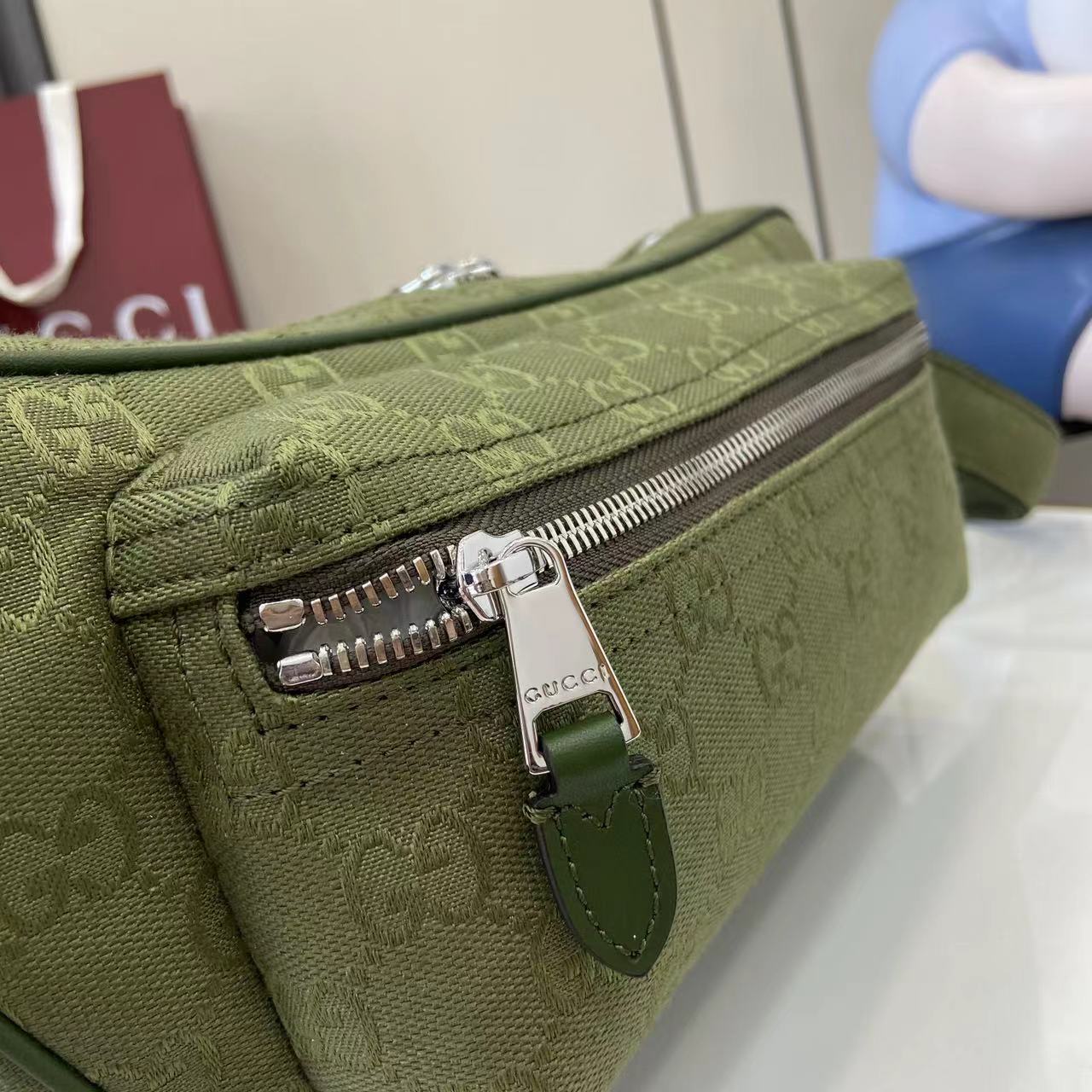 Gucci GG Canvas Large Slingbag - DopestKickz