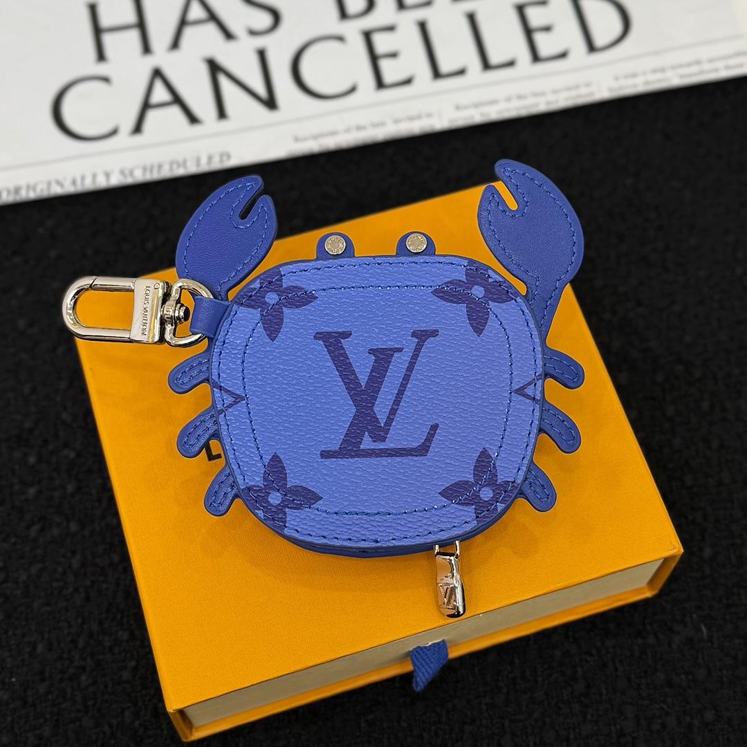 Louis Vuitton LV Crab Bag Charm   M02217 - DopestKickz