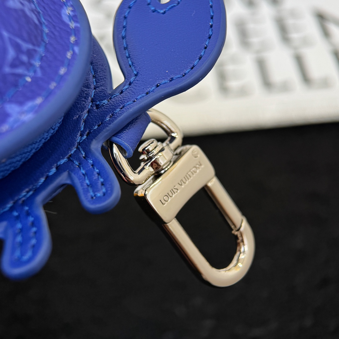 Louis Vuitton LV Crab Bag Charm   M02217 - DopestKickz