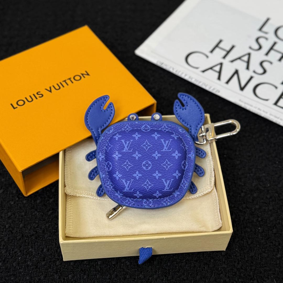 Louis Vuitton LV Crab Bag Charm   M02217 - DopestKickz