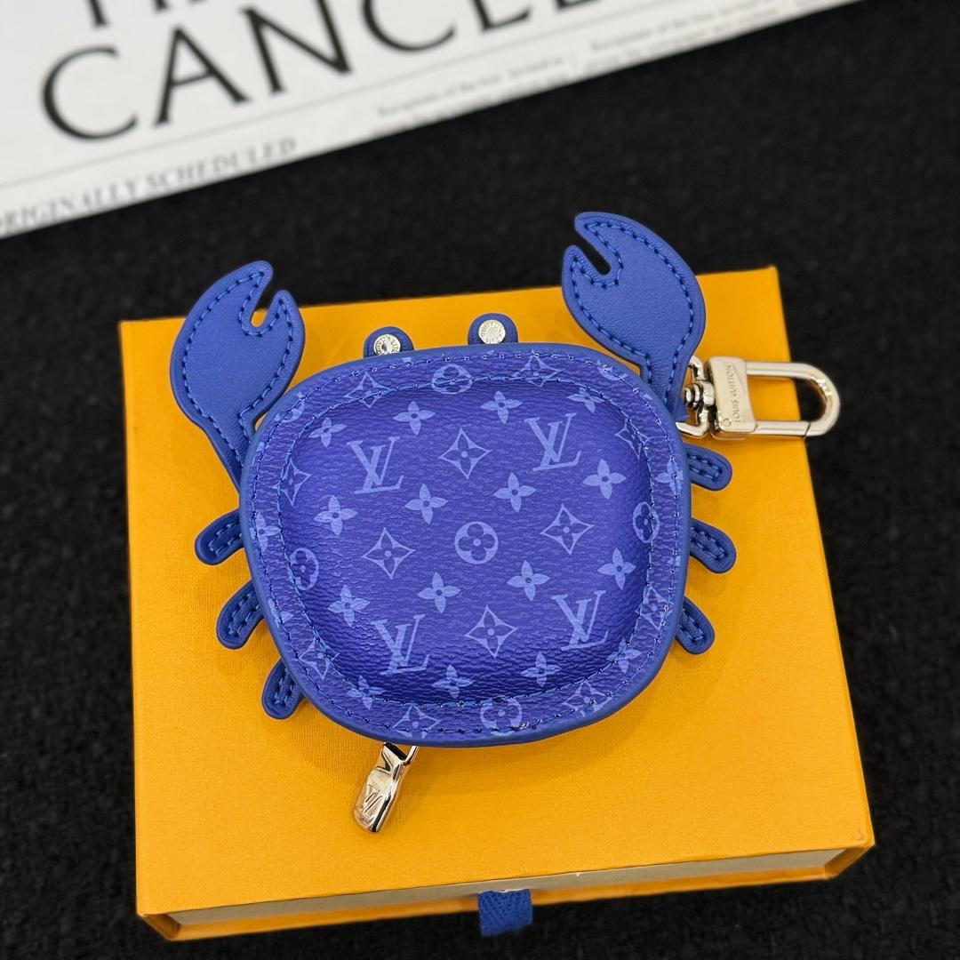 Louis Vuitton LV Crab Bag Charm   M02217 - DopestKickz