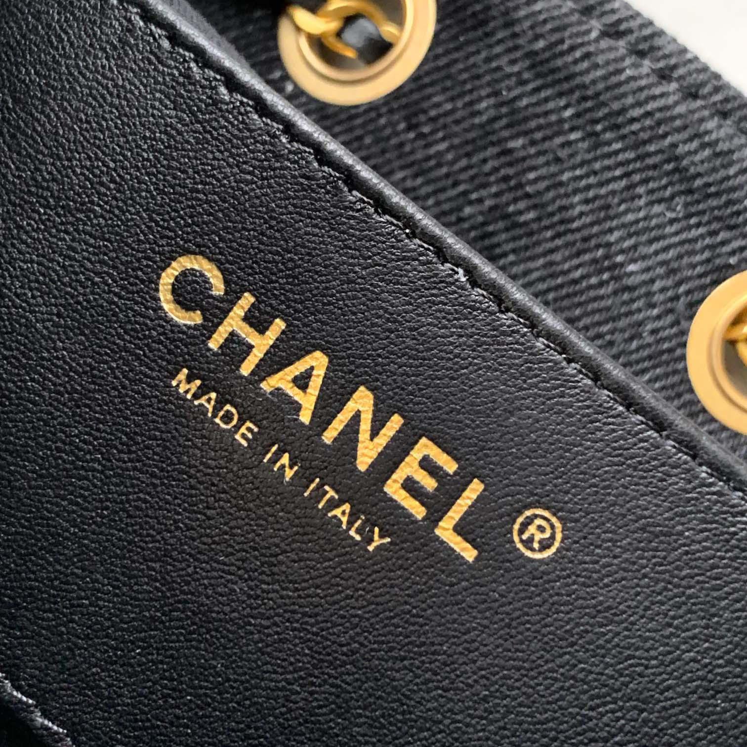 Chanel Hobo - DopestKickz