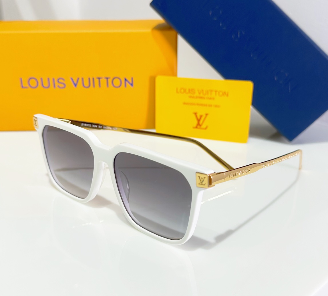 Louis Vuitton LV Rise Square Sunglasses   Z1667E - DopestKickz