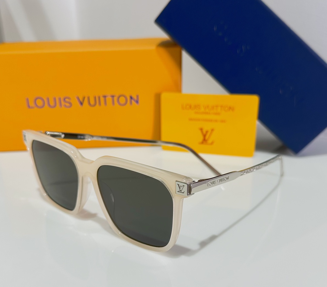Louis Vuitton LV Rise Square Sunglasses   Z1667E - DopestKickz