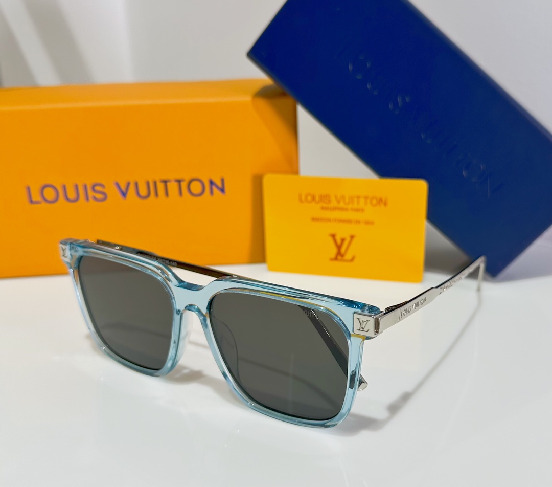 Louis Vuitton LV Rise Square Sunglasses   Z1667E - DopestKickz