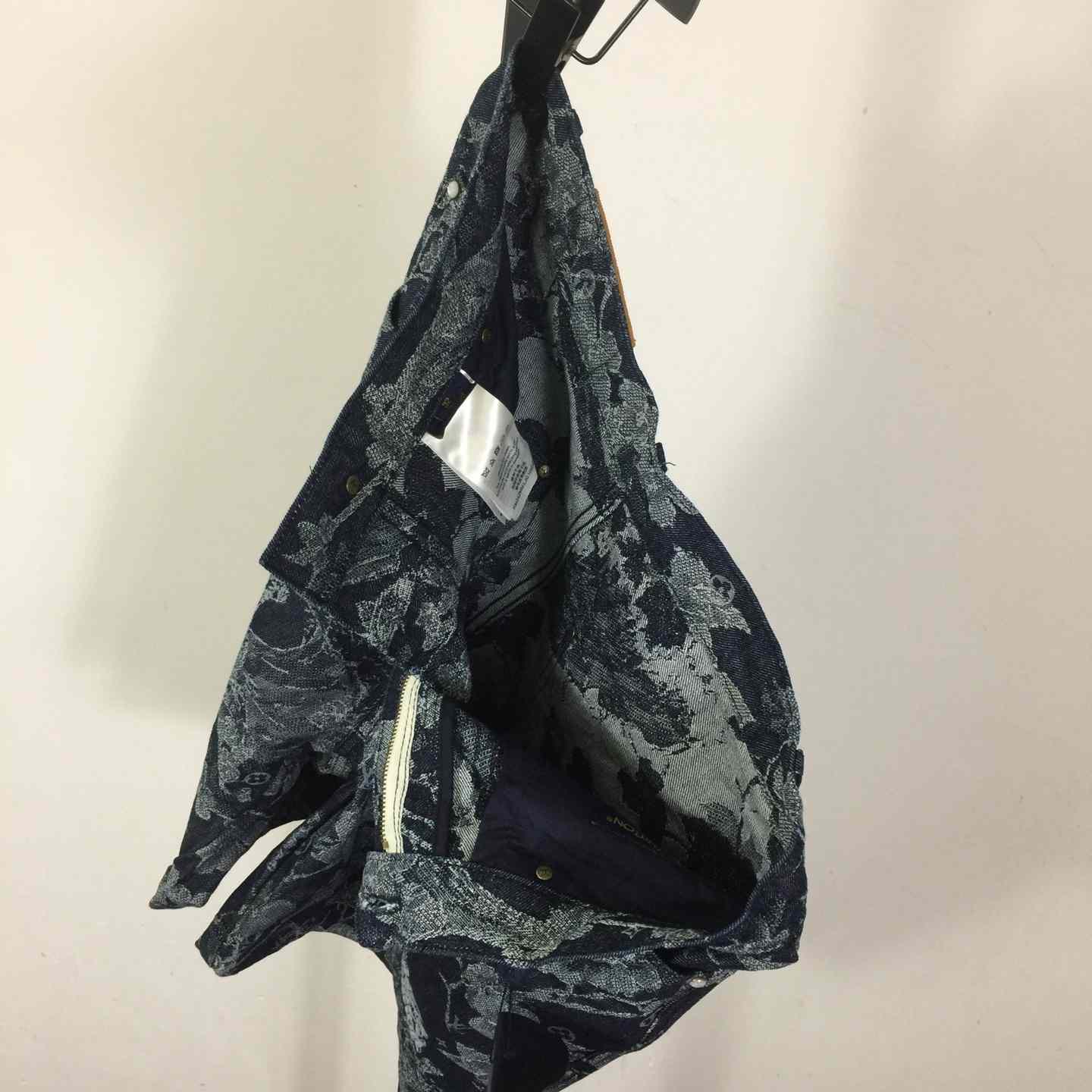 Louis Vuitton Jacquard Denim Shorts  1AHXHP - DopestKickz