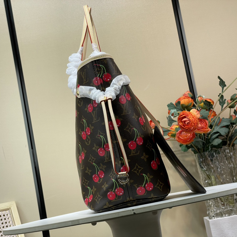 Louis Vuitton LV x TM Neverfull MM   M13263 - DopestKickz