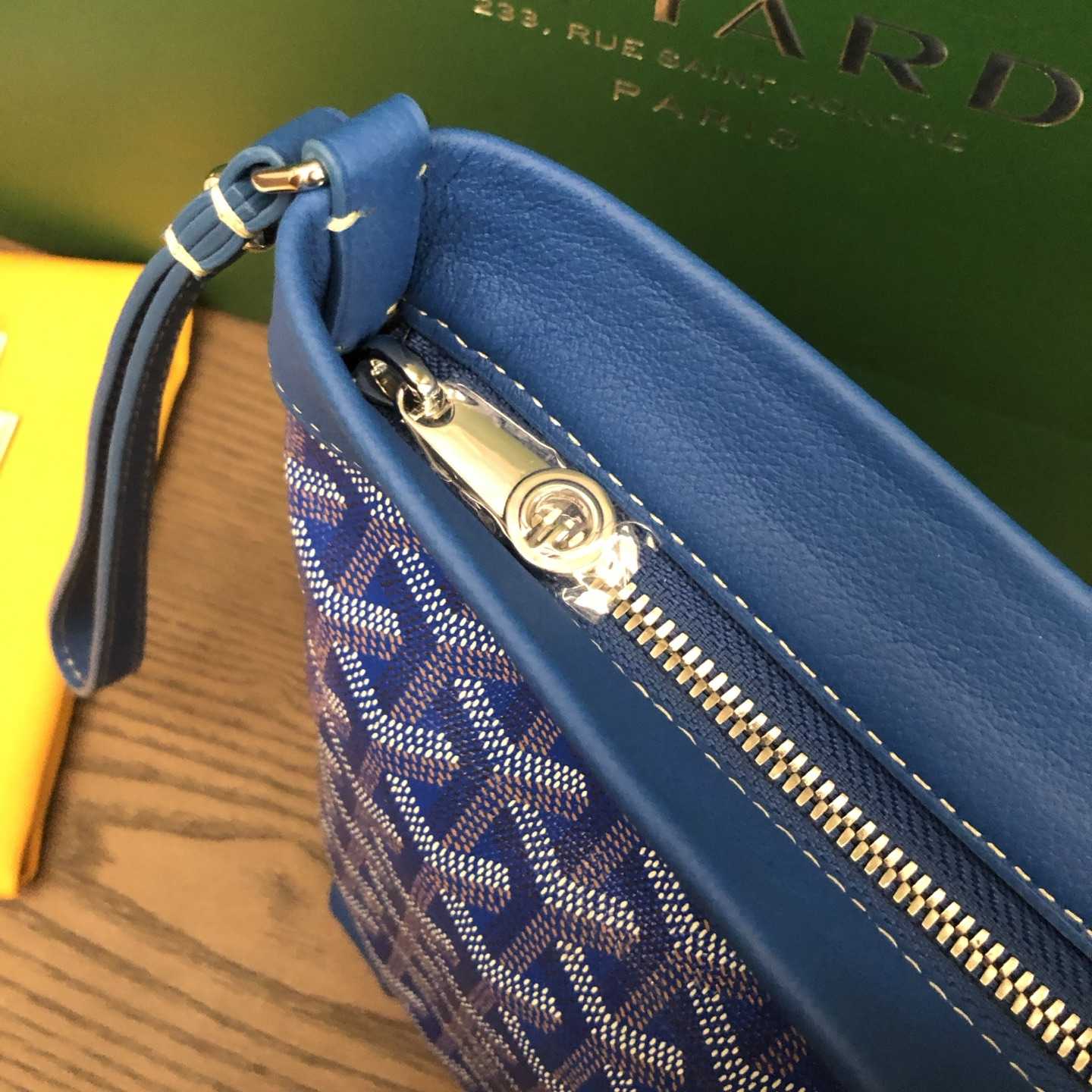 Goyard Conti Pouch - DopestKickz