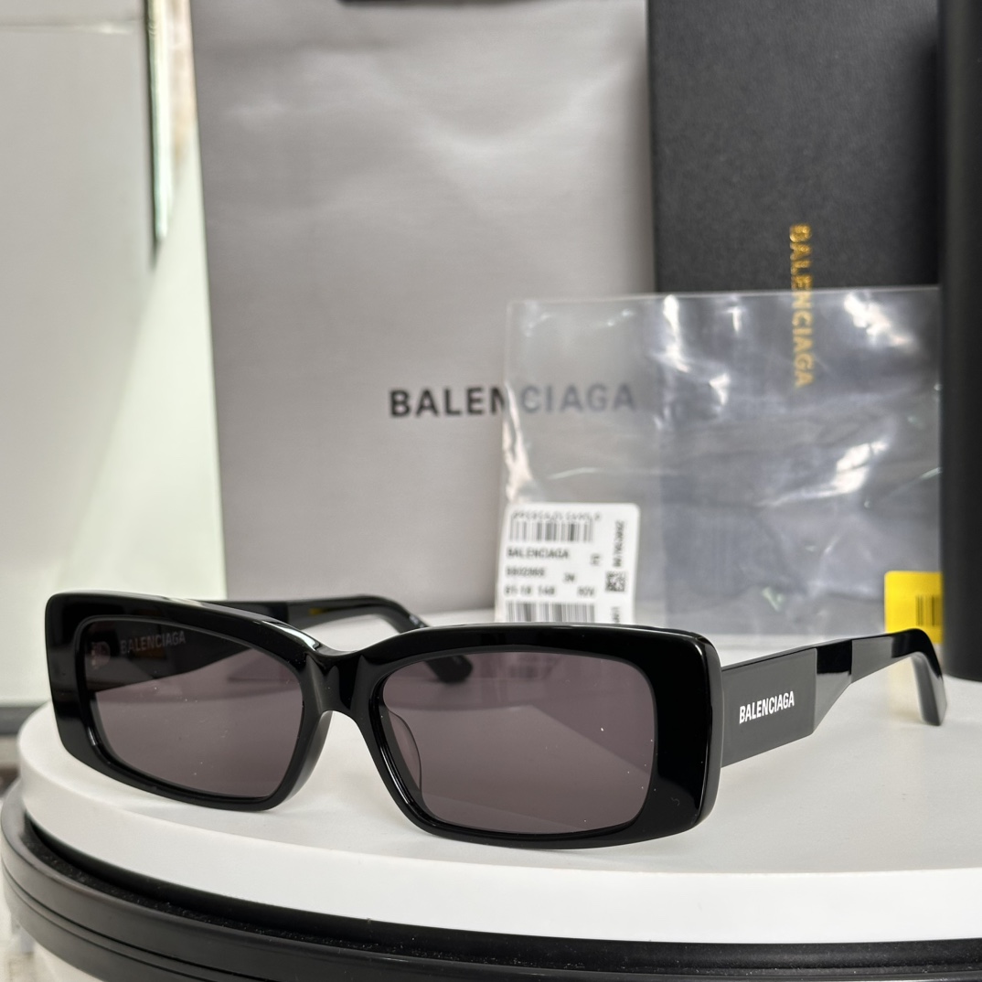 Balenciaga BB0286S Sunglasses - DopestKickz