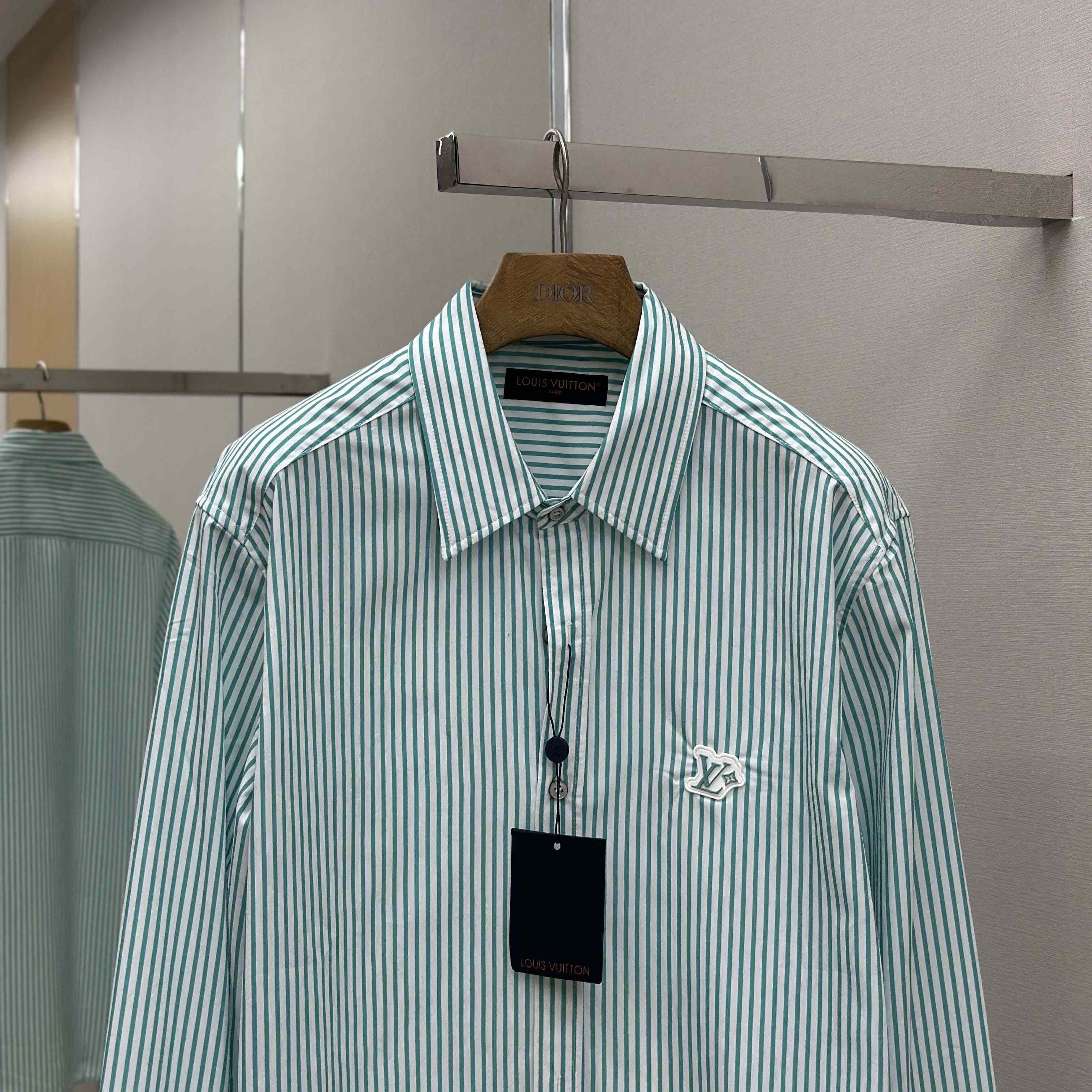 Louis Vuitton Monogram Striped Shirt   1AHVXI - DopestKickz