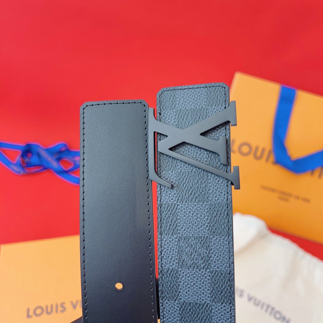 Louis Vuitton Reversible Belt - DopestKickz
