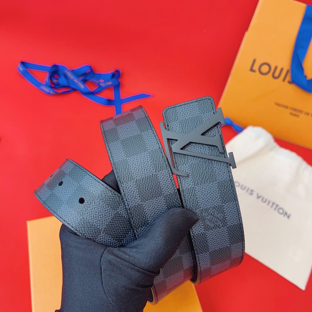 Louis Vuitton Reversible Belt - DopestKickz