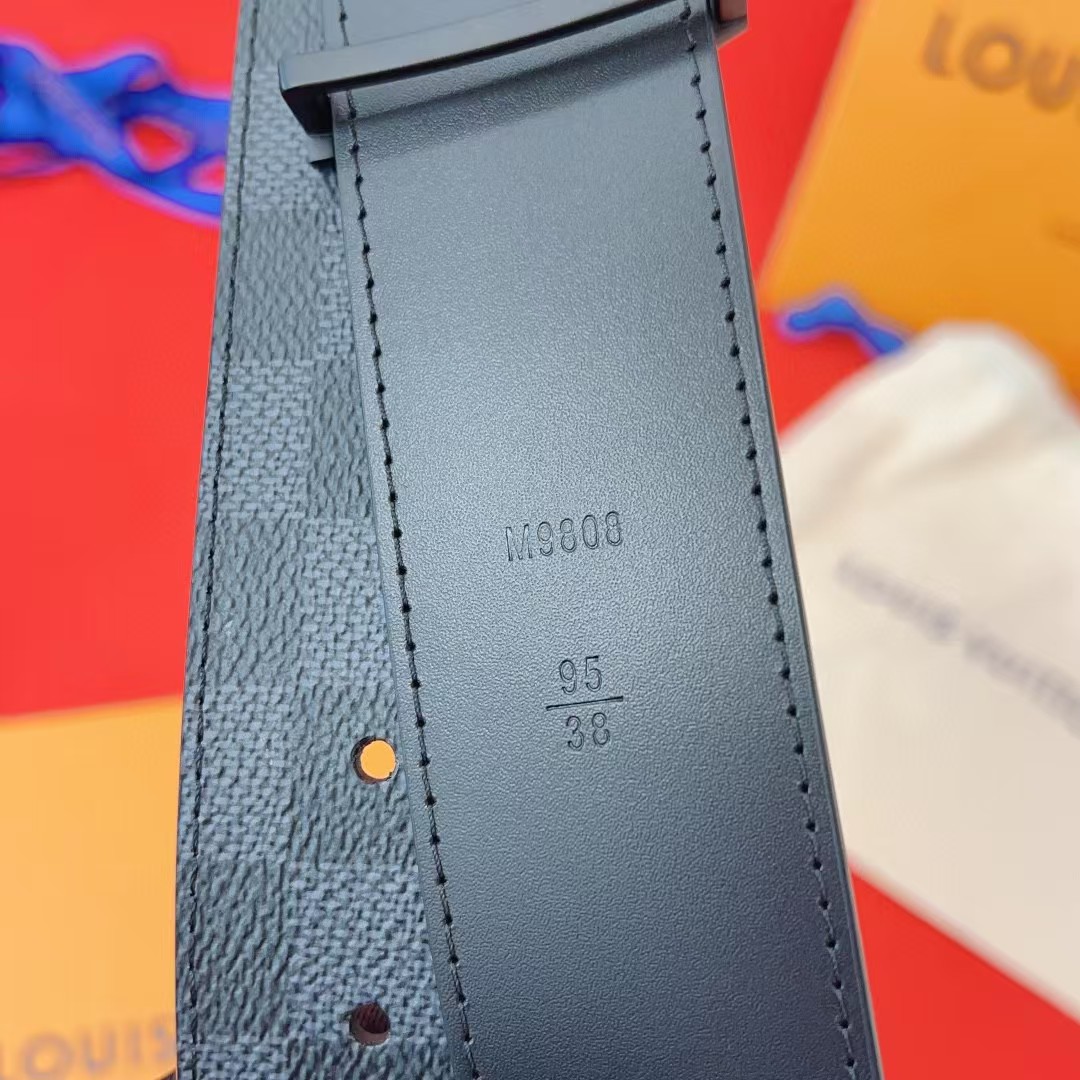 Louis Vuitton Reversible Belt - DopestKickz