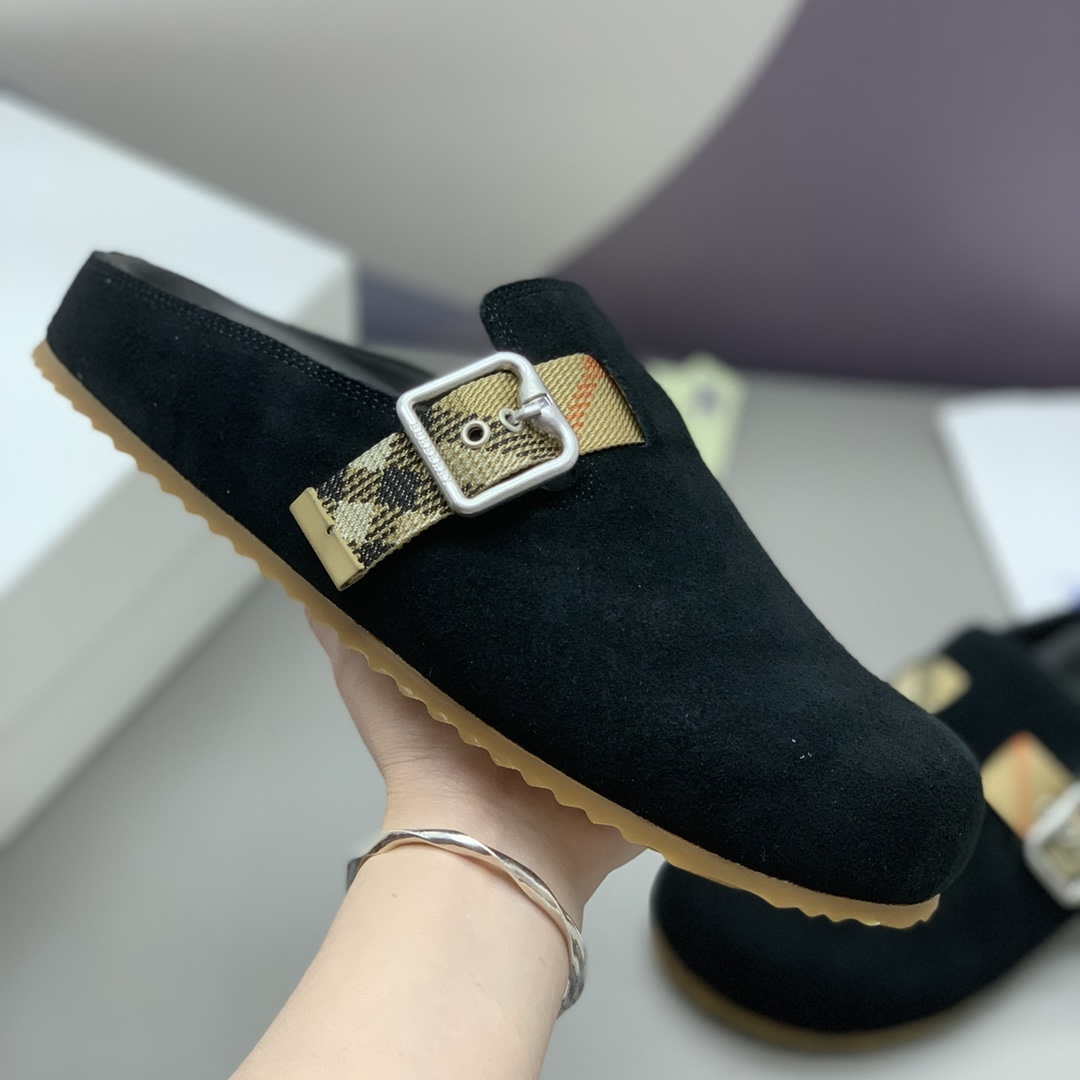 Burberry Suede Urchin Clogs - DopestKickz
