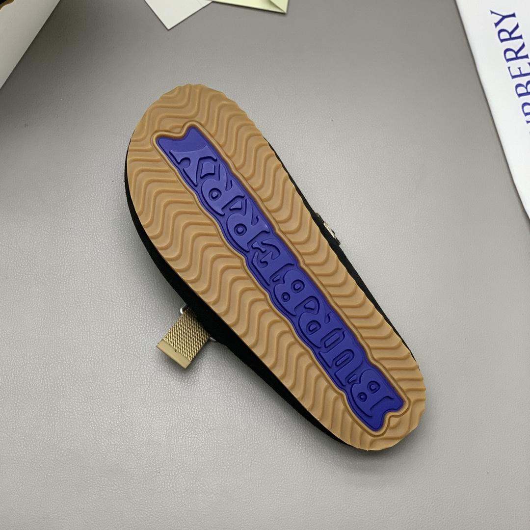 Burberry Suede Urchin Clogs - DopestKickz