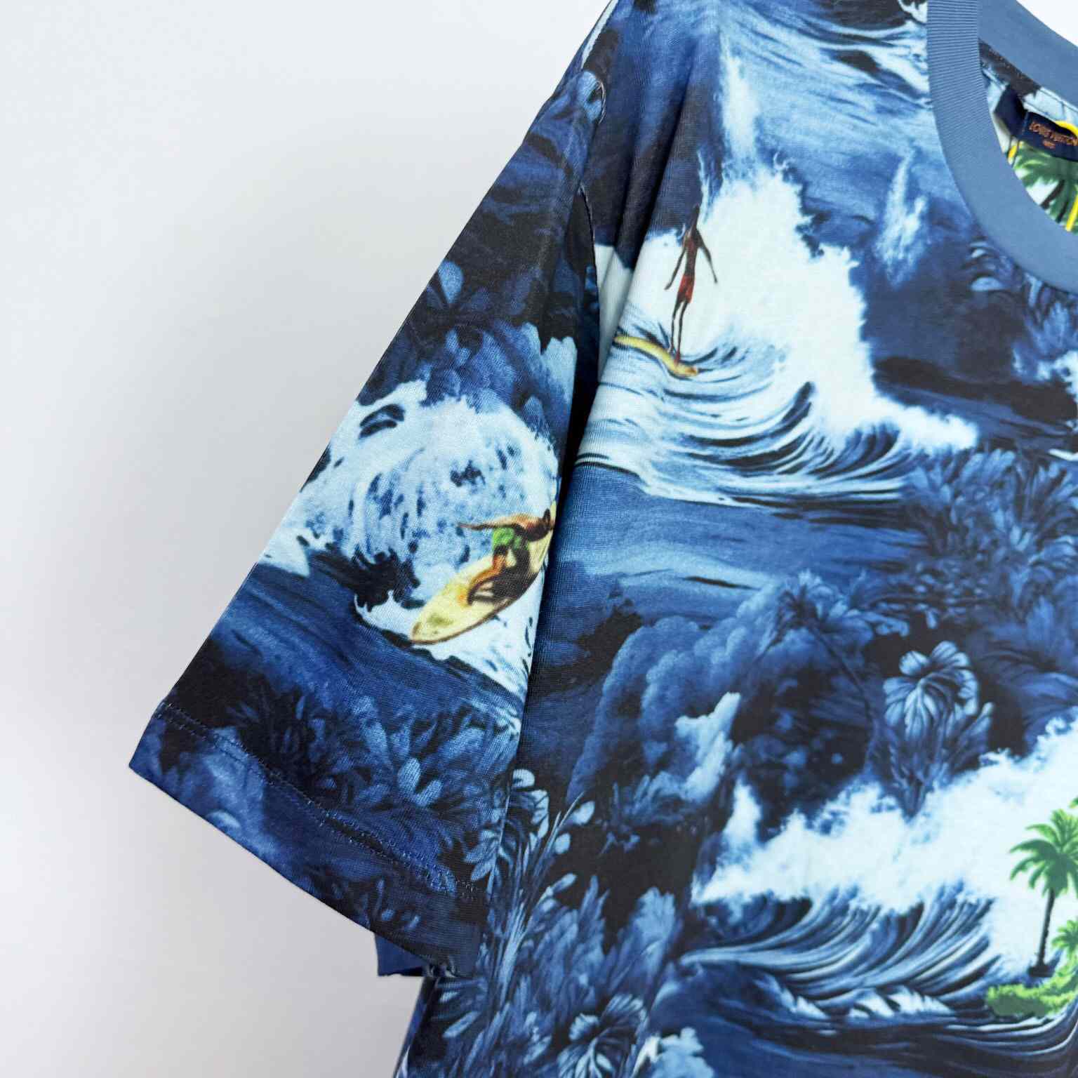 Louis Vuitton Printed Short-Sleeved Cotton T-Shirt   1AFRFH - DopestKickz