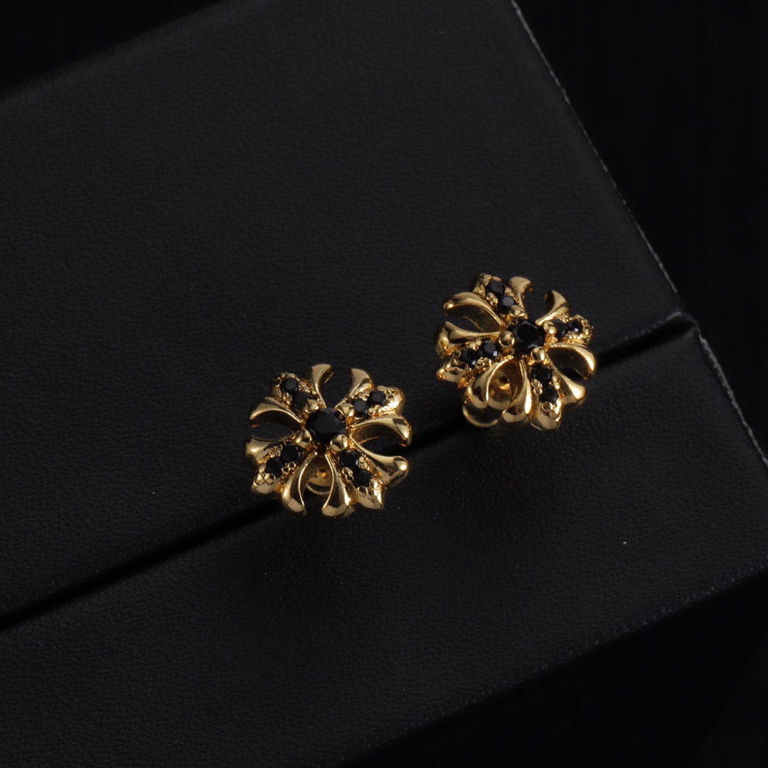 Chrome Heart Earrings - DopestKickz