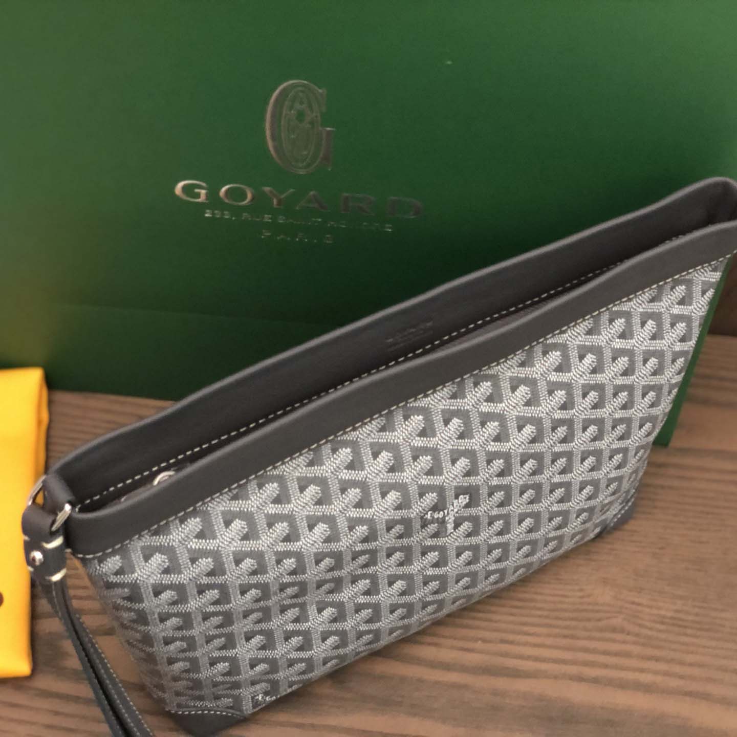 Goyard Conti Pouch - DopestKickz