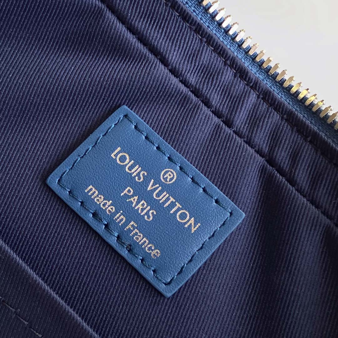 Louis Vuitton Trio Messenger  25*18.5*7cm - DopestKickz