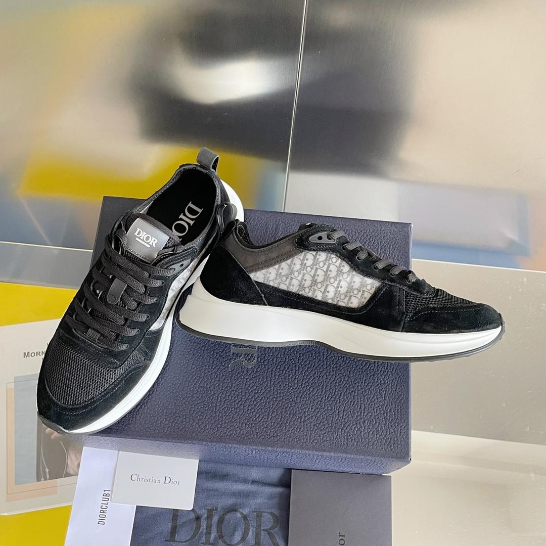 Dior B25 Runner Sneaker   - DopestKickz
