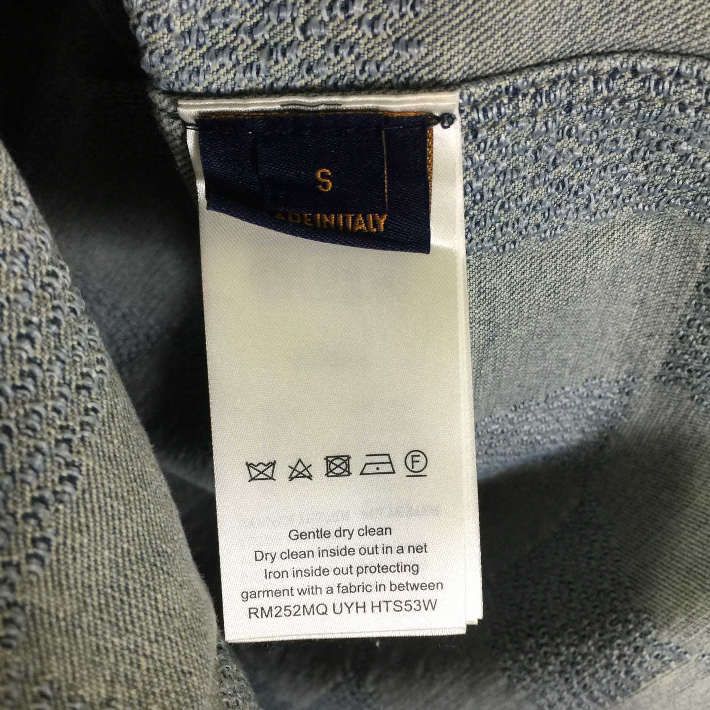 Louis Vuitton Damier 3D Light Denim Short-Sleeved Shirt   1AHVYX - DopestKickz