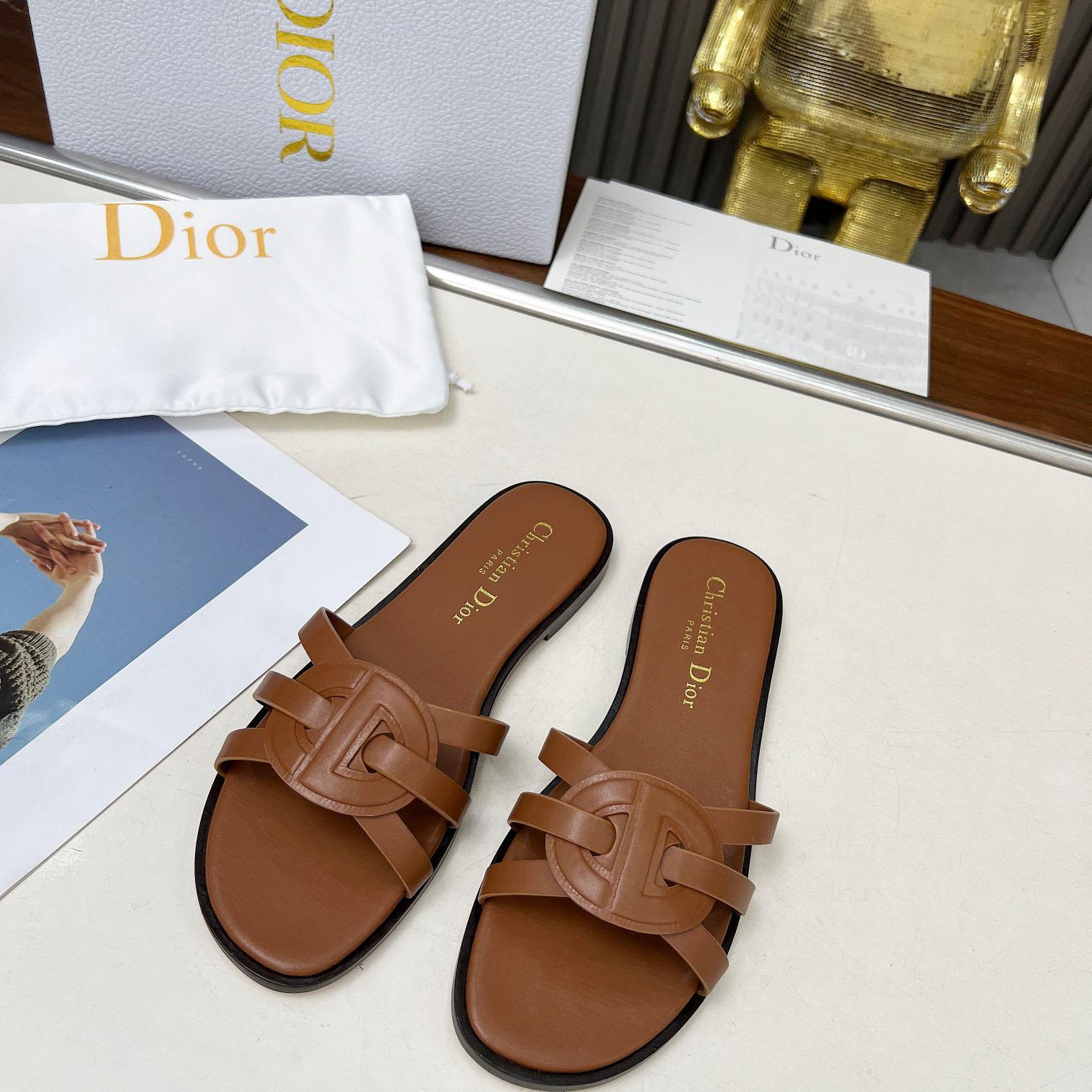 Dior D-Lane Slide - DopestKickz