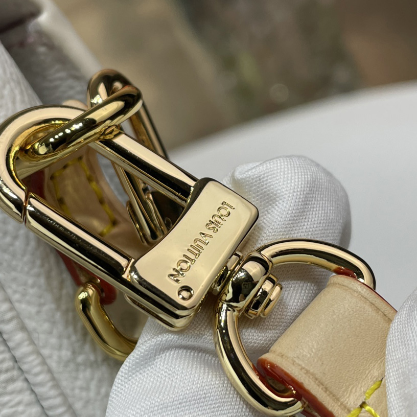 Louis Vuitton LV x TM Pochette Métis East West   M14231 - DopestKickz