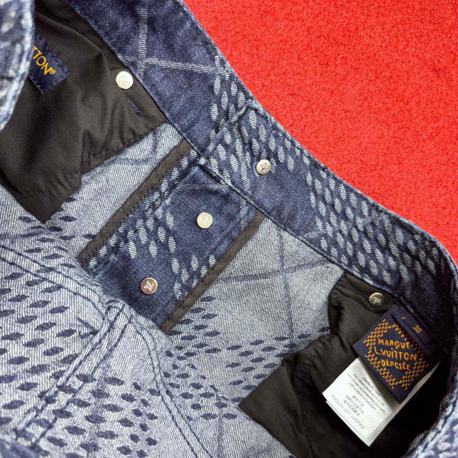 Louis Vuitton Denim Carpenter Shorts    1AGIWB - DopestKickz