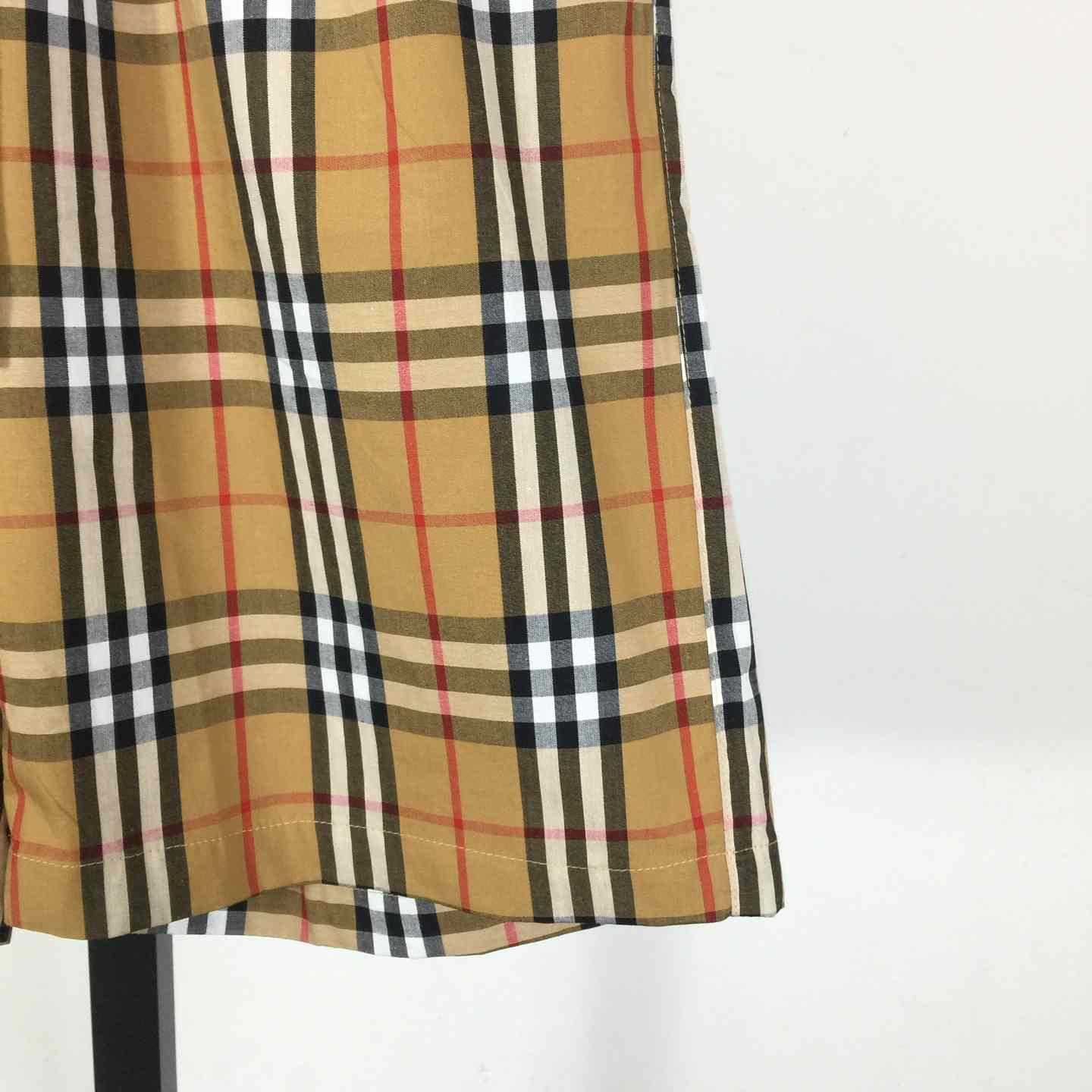 Burberry Check Shorts - DopestKickz